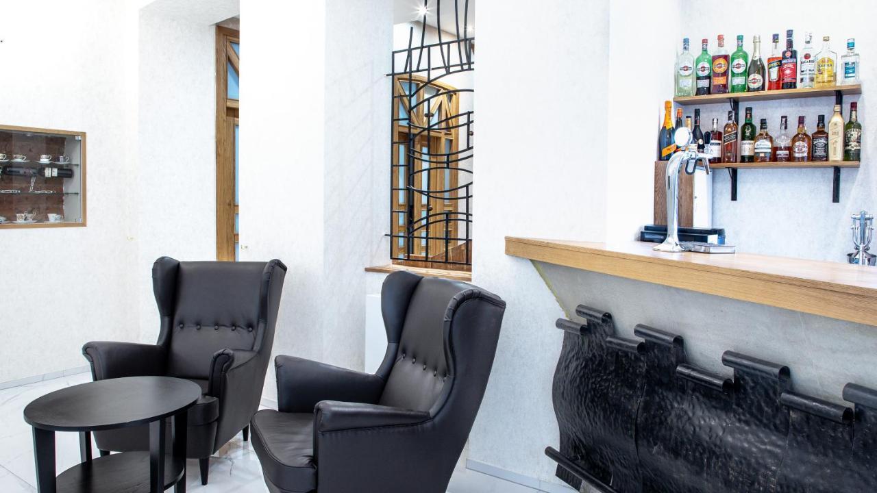 ראדום Europejski Boutique Hotel מראה חיצוני תמונה