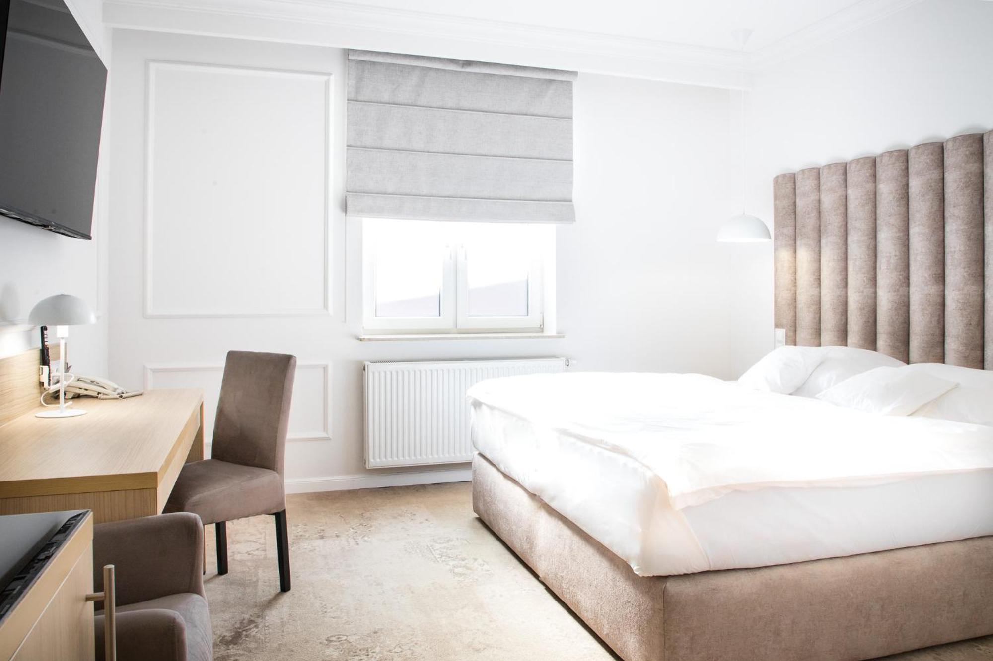 ראדום Europejski Boutique Hotel מראה חיצוני תמונה