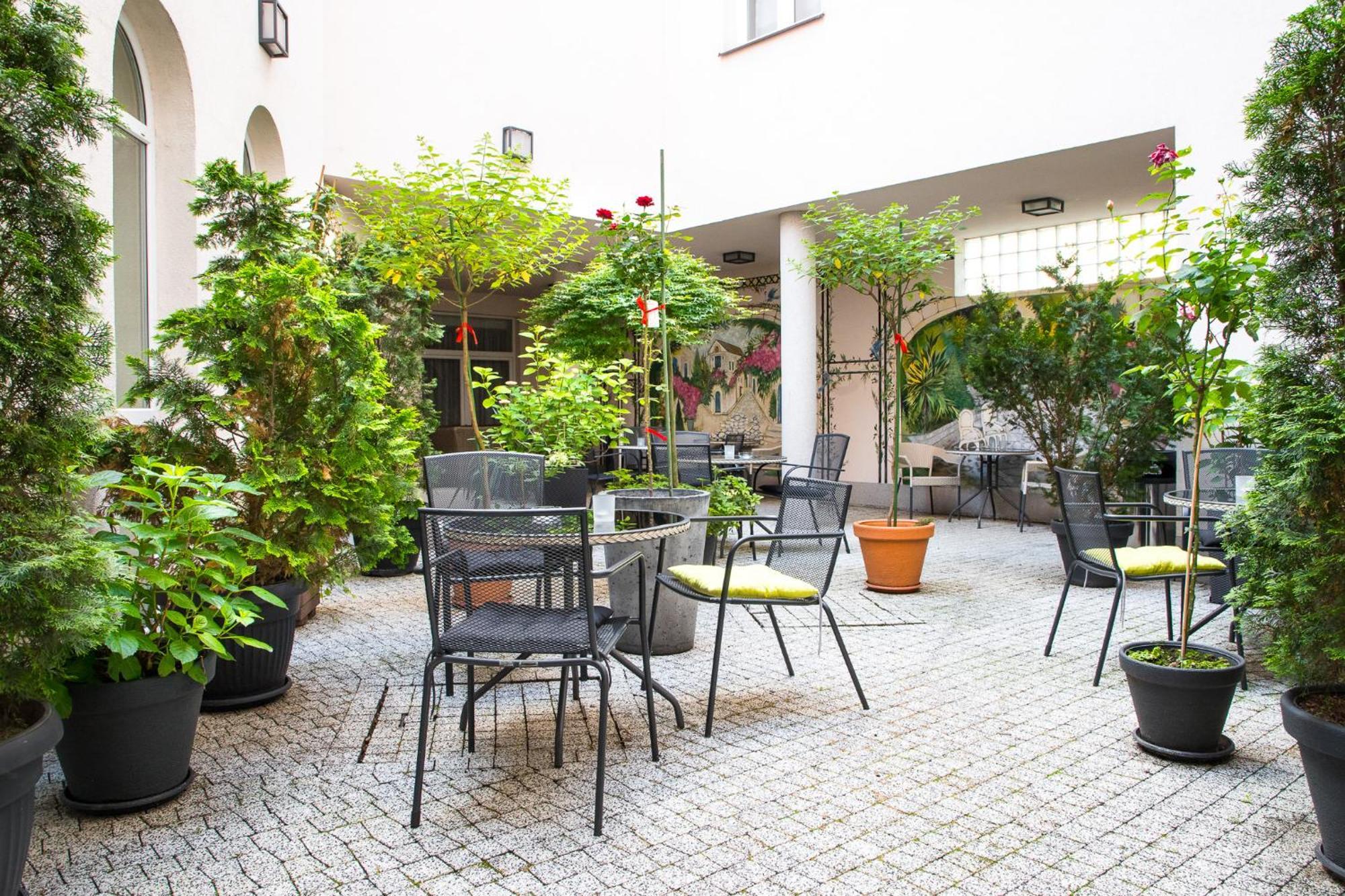 ראדום Europejski Boutique Hotel מראה חיצוני תמונה