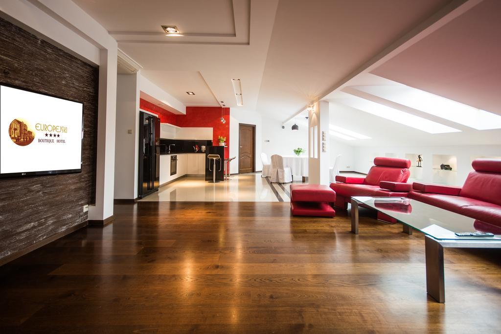 ראדום Europejski Boutique Hotel מראה חיצוני תמונה