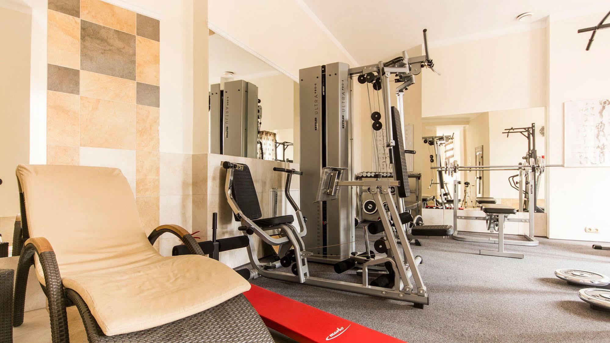 ראדום Europejski Boutique Hotel מראה חיצוני תמונה