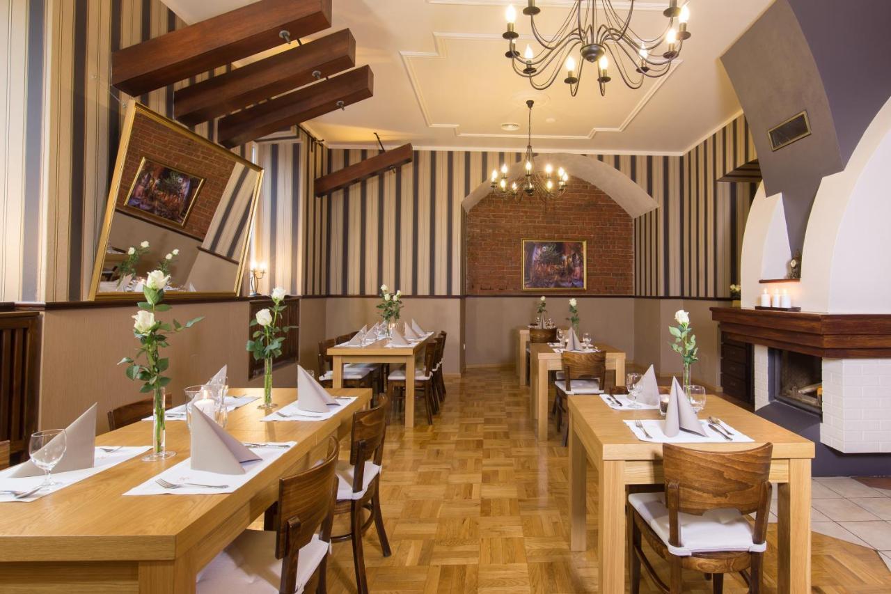 ראדום Europejski Boutique Hotel מראה חיצוני תמונה