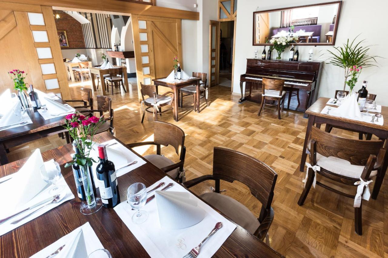 ראדום Europejski Boutique Hotel מראה חיצוני תמונה